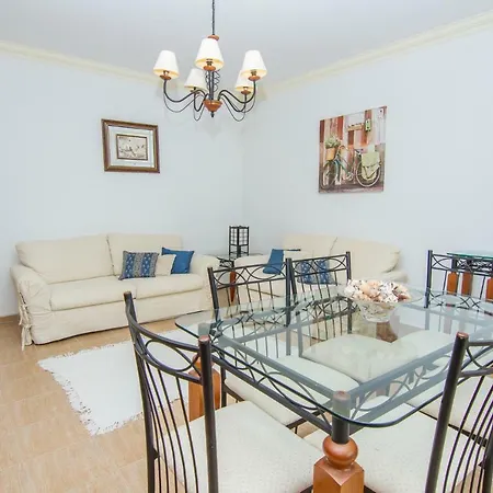 Apartamento Turistico Marina Rocha ポルティマン